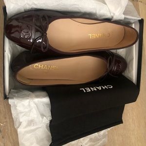 Classic Chanel Ballet Flat Dark Burgundy Sz 40